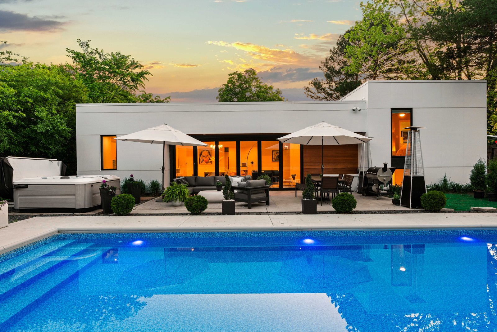 Sunset Real Estate Photo